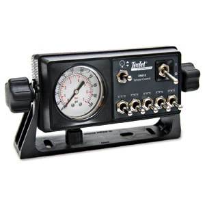 744-E Sprayer Control 3 Section 1 744-E Sprayer Control 3 Section